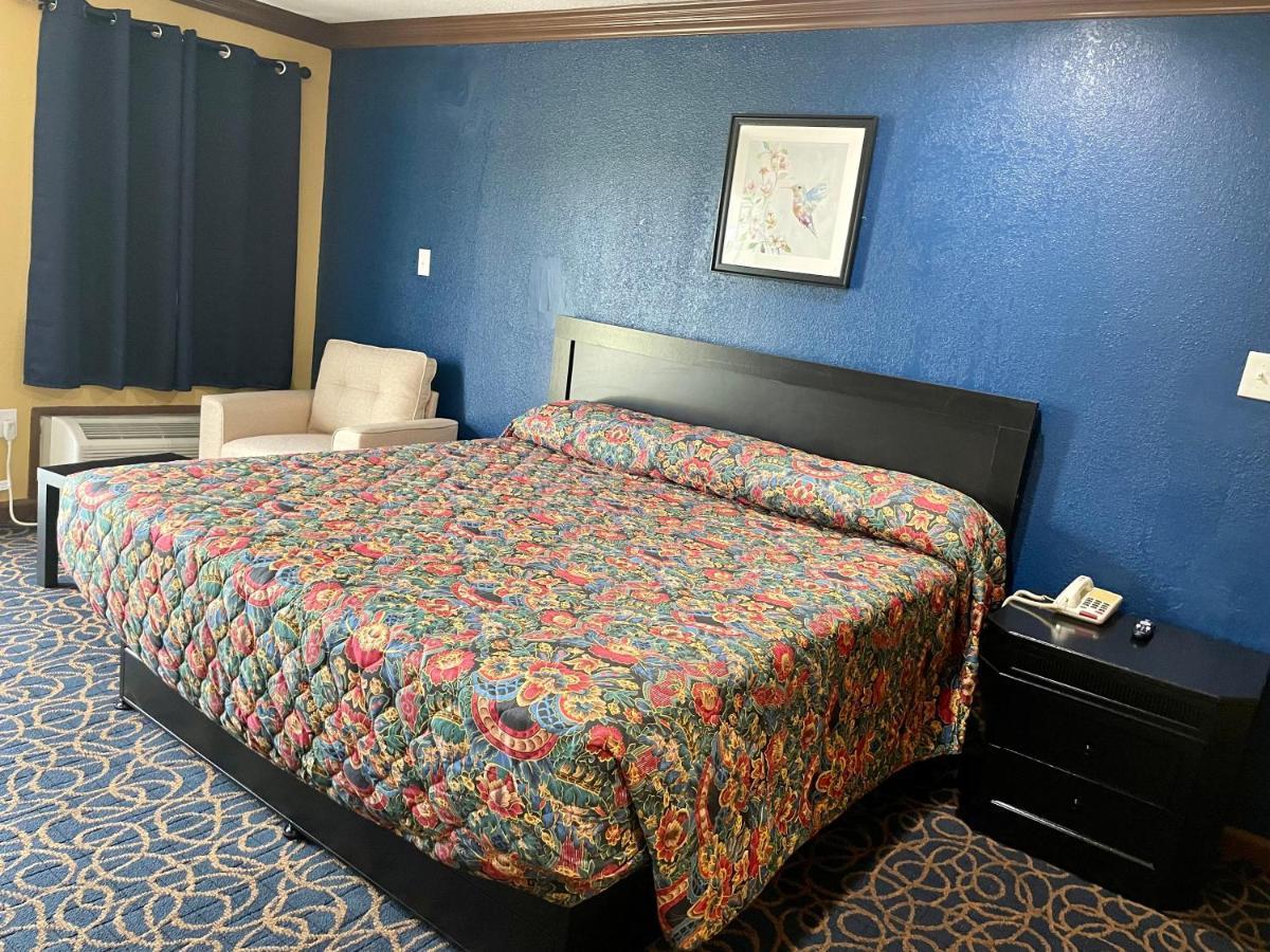 Super 6 Inn Carencro Экстерьер фото