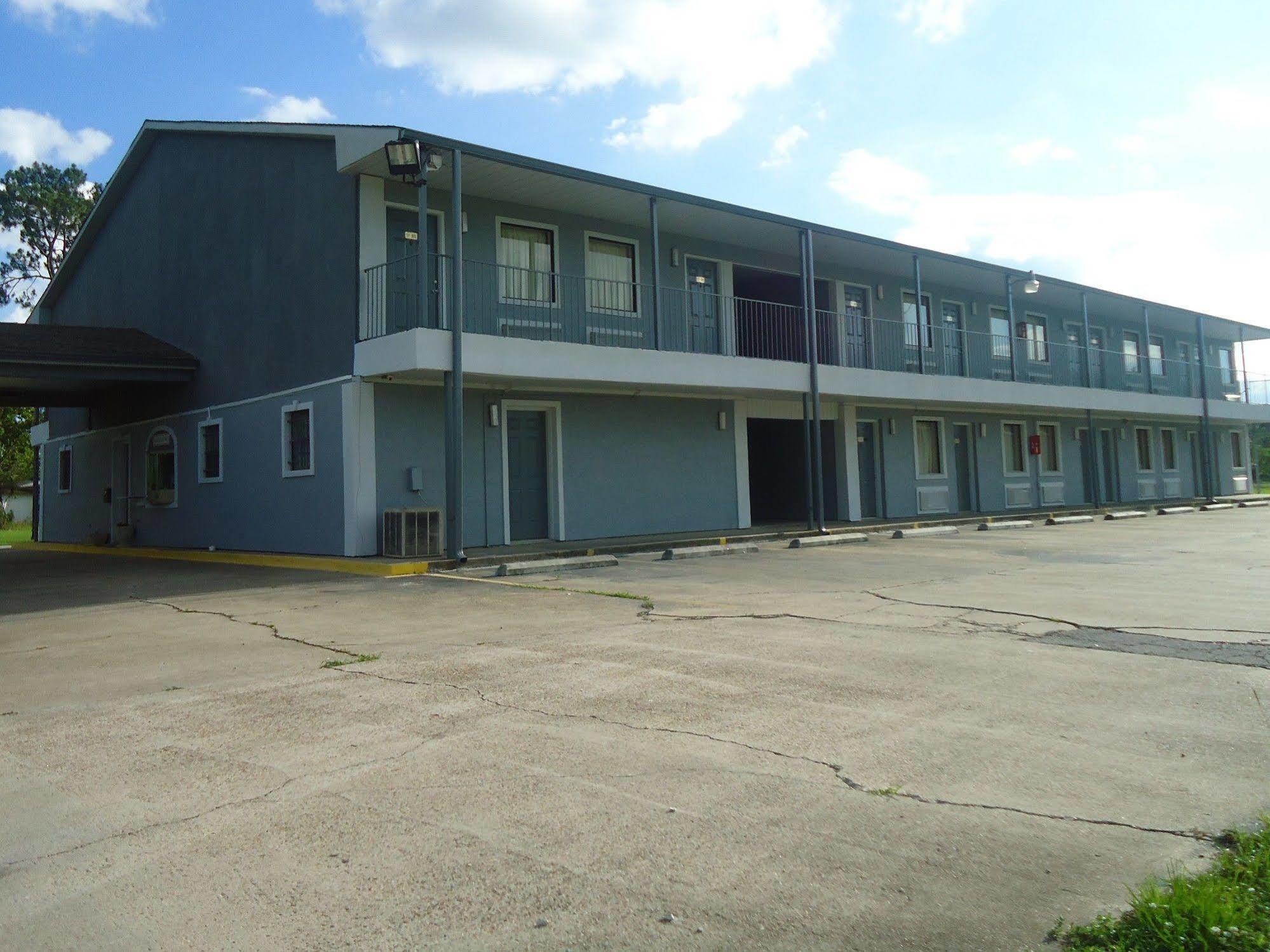 Super 6 Inn Carencro Экстерьер фото